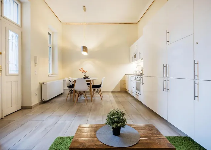 Your 3-bdrm At Szimpla Kert Budapeste