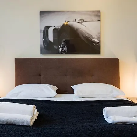 Your 3-bdrm At Szimpla Kert * Budapeşte