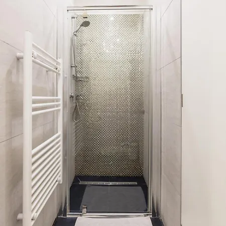 Your 3-bdrm At Szimpla Kert