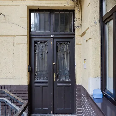 Your 3-bdrm At Szimpla Kert Apartmán Budapešť