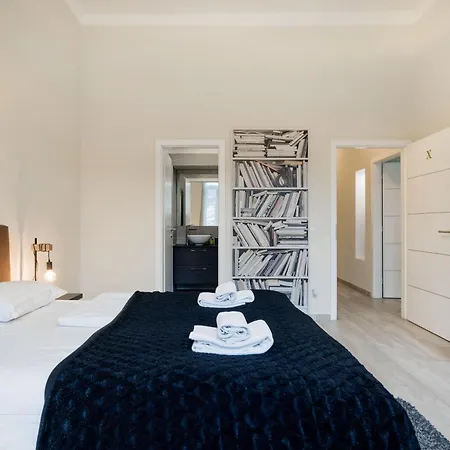 Your 3-bdrm At Szimpla Kert