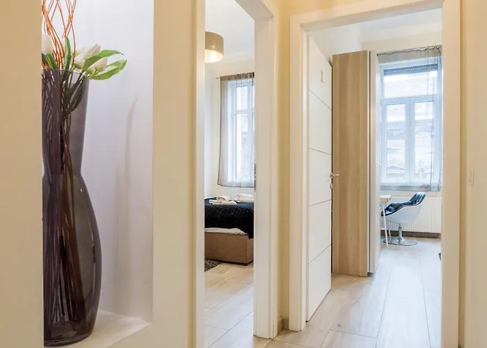 Your 3-bdrm At Szimpla Kert