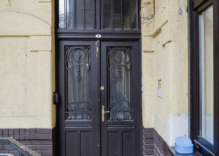 Your 3-bdrm At Szimpla Kert Apartman Budapest