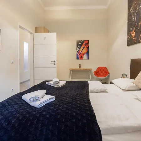 Your 3-bdrm At Szimpla Kert *