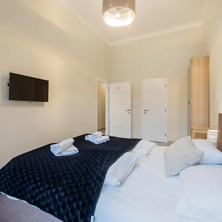 Your 3-bdrm At Szimpla Kert Budapest