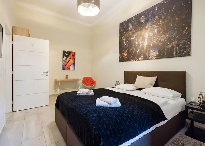 Your 3-bdrm At Szimpla Kert * 부다페스트